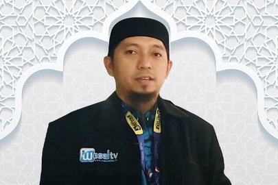 Ustadz Dr (c) Haris Budiatna, Lc., M.HI., M.Pd